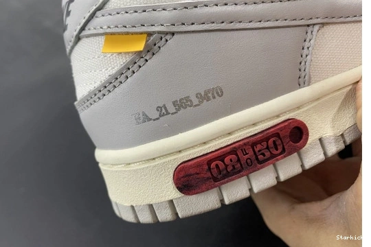 Dunk DM1602-106 Nike Low Lot 8  O-W 0119